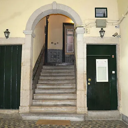At In Apartament